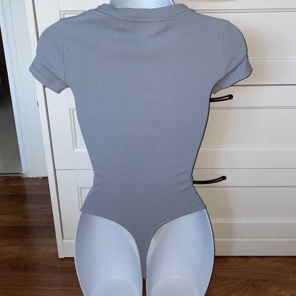 Abercrombie & Fitch bodysuit - Picture 2 of 8